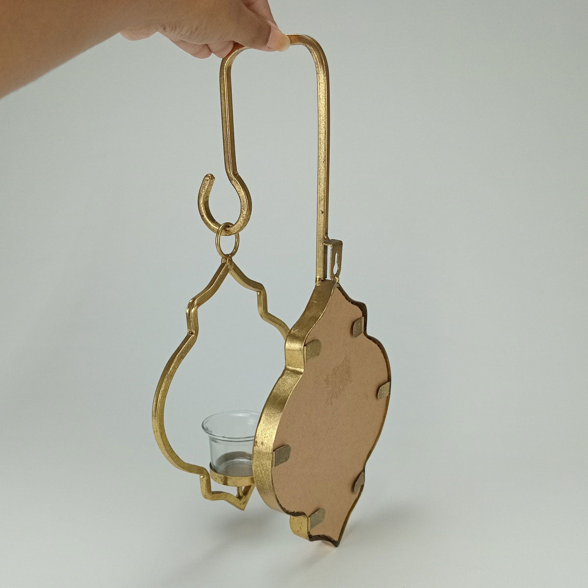 Castiçal Pendente Dourado Sídon Metal 39x18x13cm Decorativo