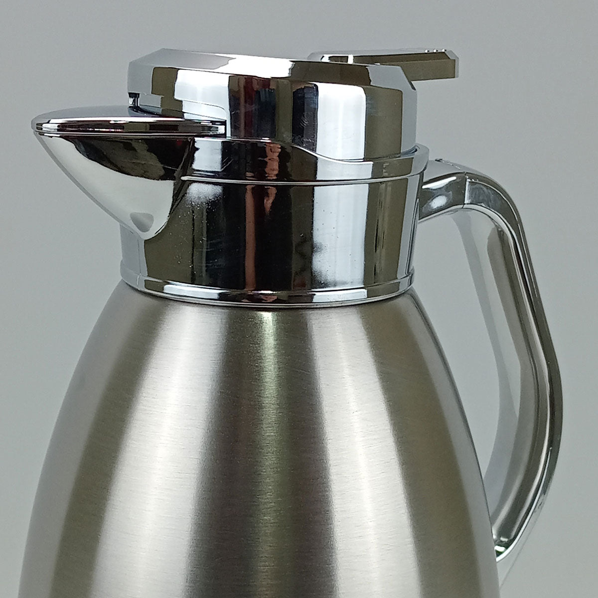 Garrafa Térmica Inox 2L Thermo Prata Parede Dupla 30x14x14cm