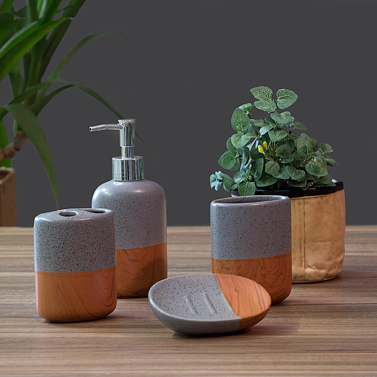 Kit Acessórios Banheiro Cerâmica Cinza - Porta-Sabonete, Porta-Algodão, Escovas