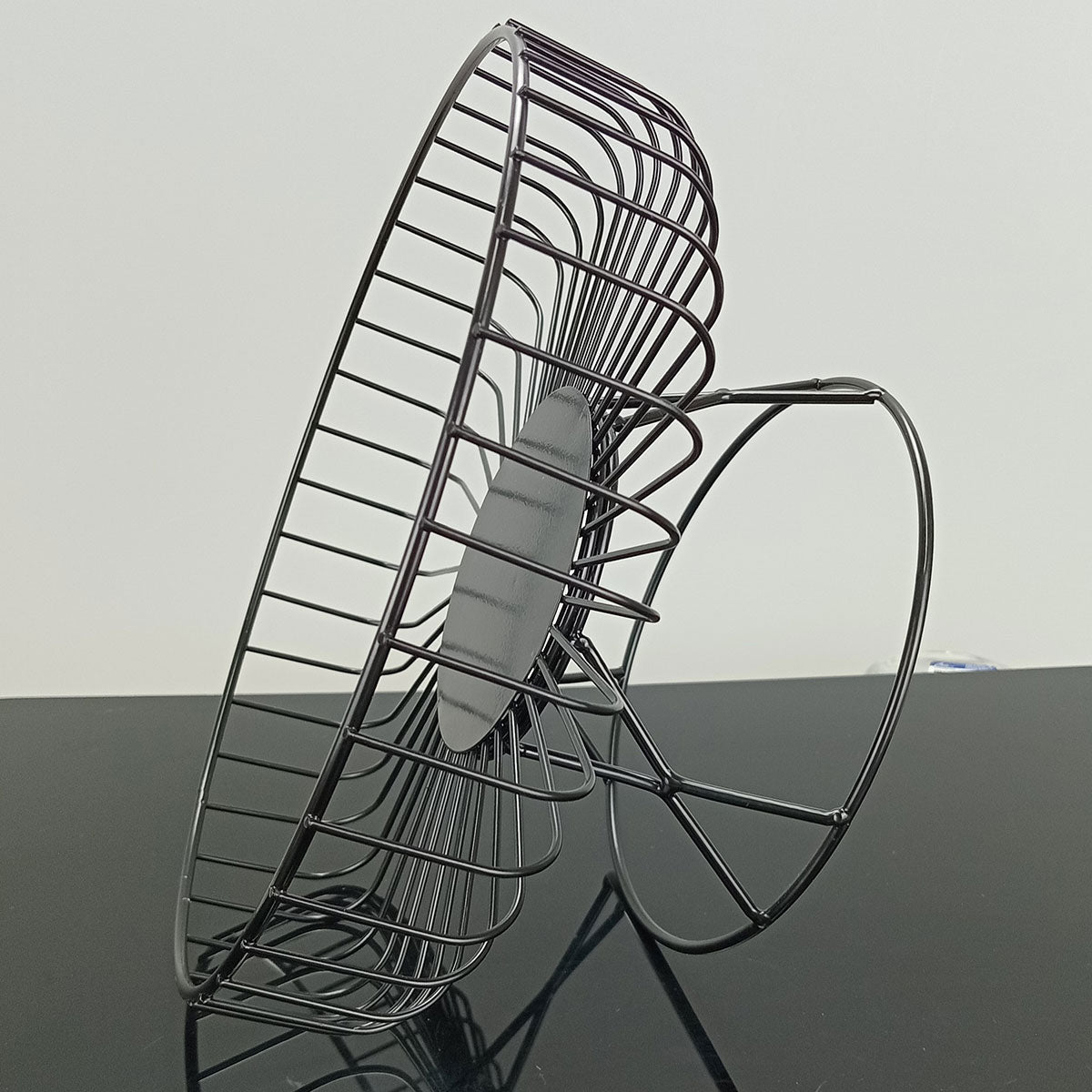 Fruteira com Pé de Metal Preto 13x25cm - Organizador de Frutas