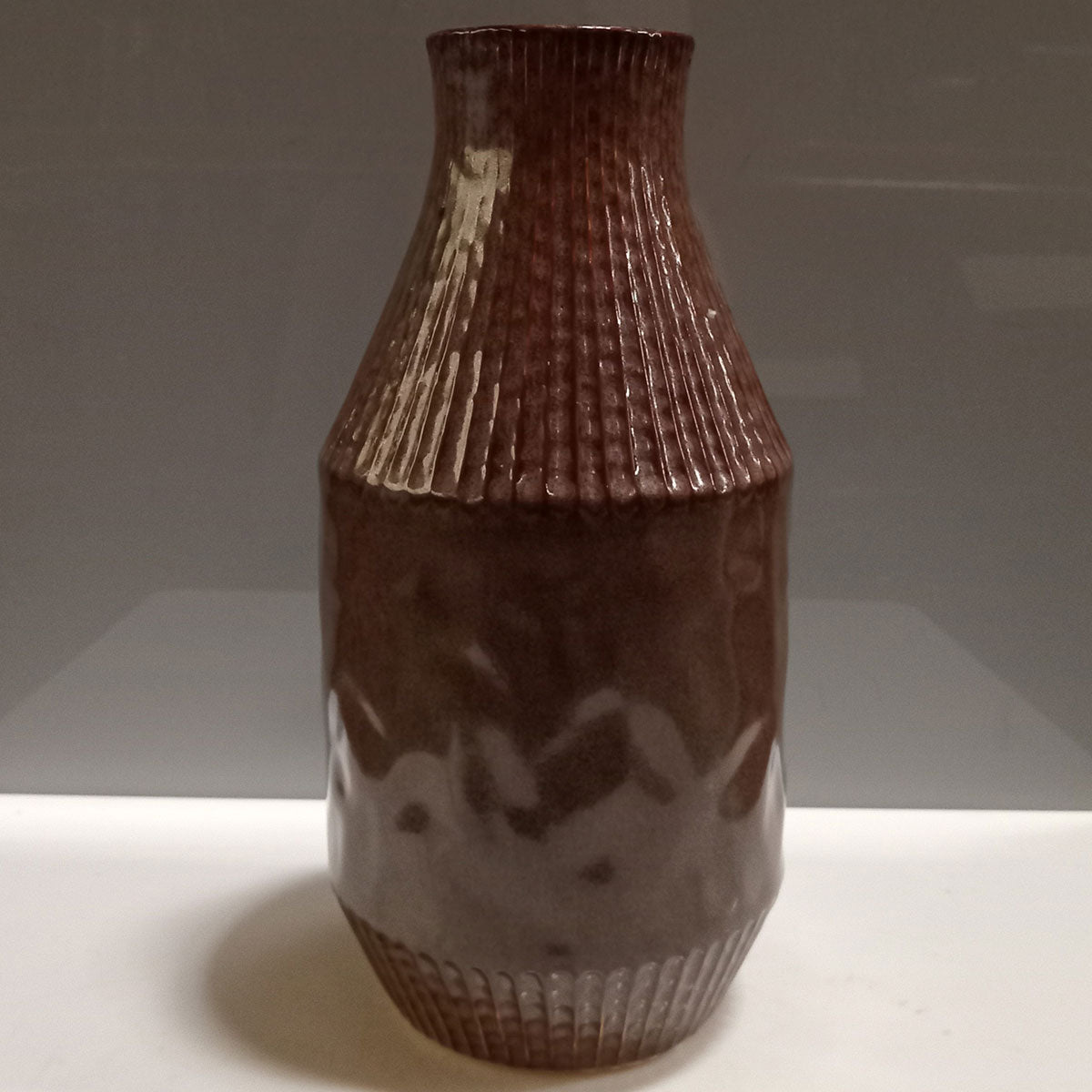 Vaso de Cerâmica Marrom 29x14cm para Decoração de Ambientes