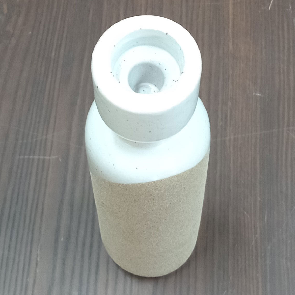 Castiçal de Cerâmica Bege 36x9x9cm - Porta Velas Elegante e Sofisticado