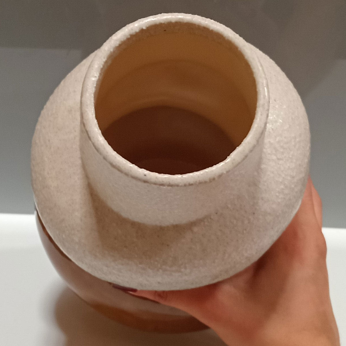 Vaso de Cerâmica Marrom 22x17cm para Decoração - Elegante e Durável