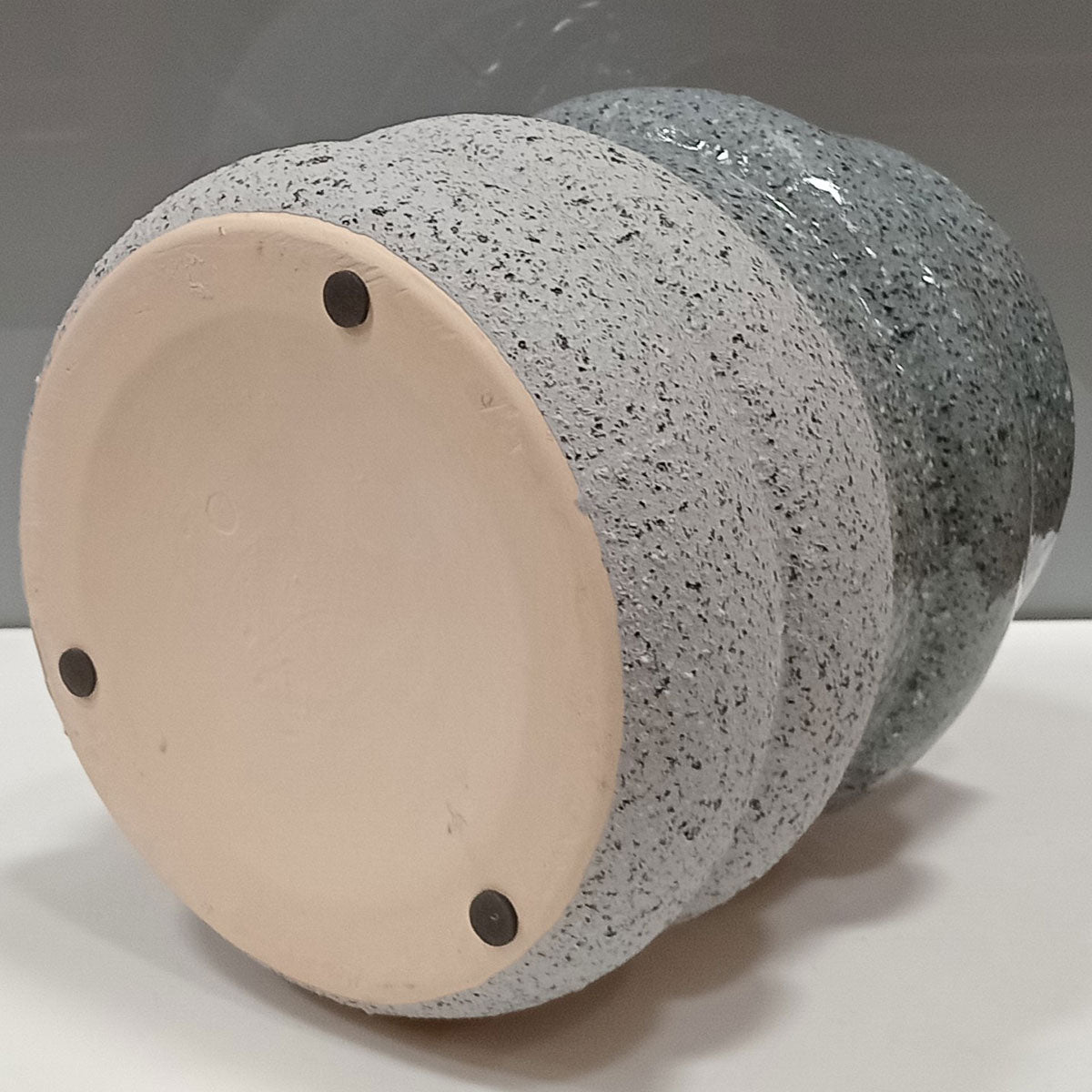 Vaso de Cerâmica Cinza 19x18cm para Decoração - Elegante e Sofisticado