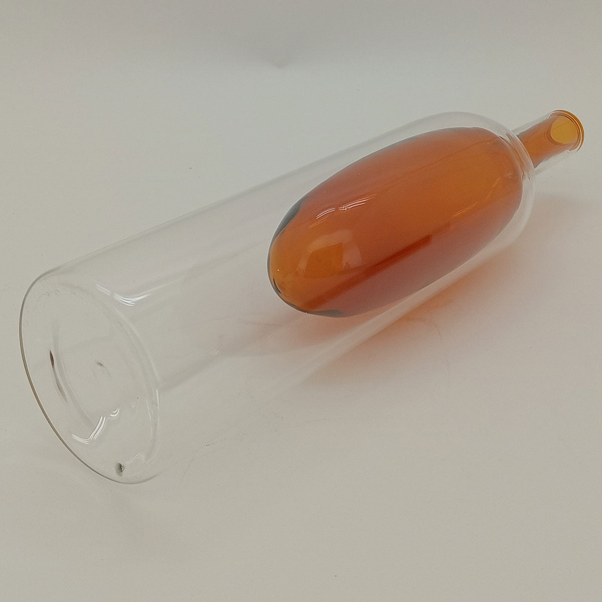 Vaso Garrafa de Vidro Âmbar 30cm para Decoração - Elegância e Sofisticação