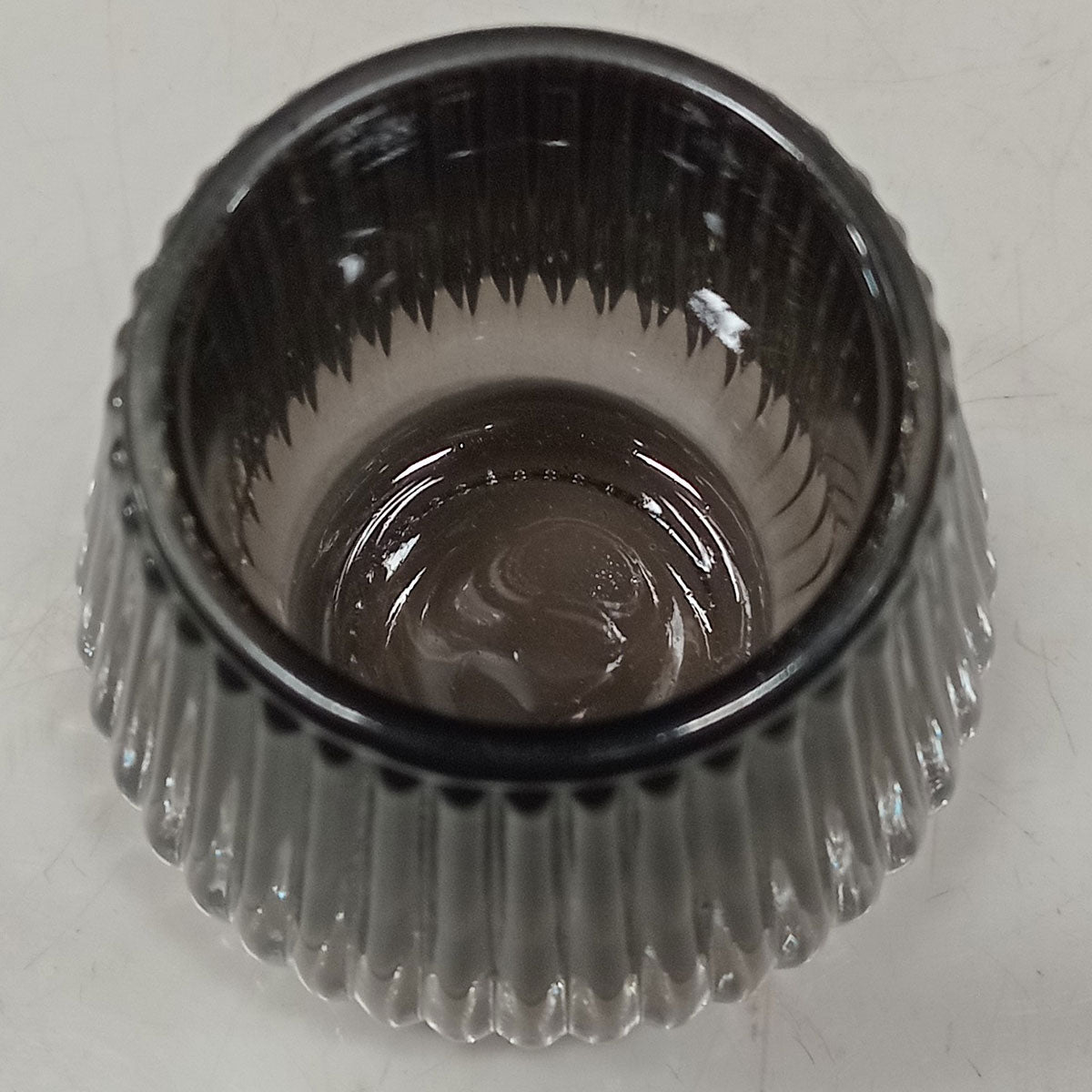 Castiçal em Vidro Fumê Home&Co 6,5cm para Velas Decorativas