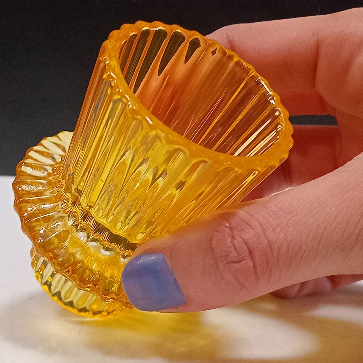 Castiçal em Vidro Amarelo Home&Co 7x6cm Decorativo para Velas