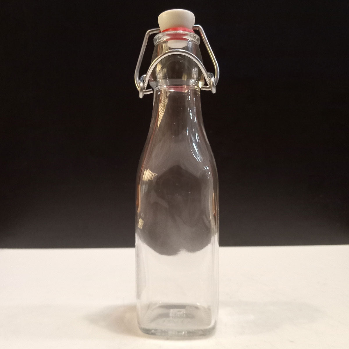 Garrafa de Vidro Bormioli Rocco Swing 250ml Transparente 21x6x6cm