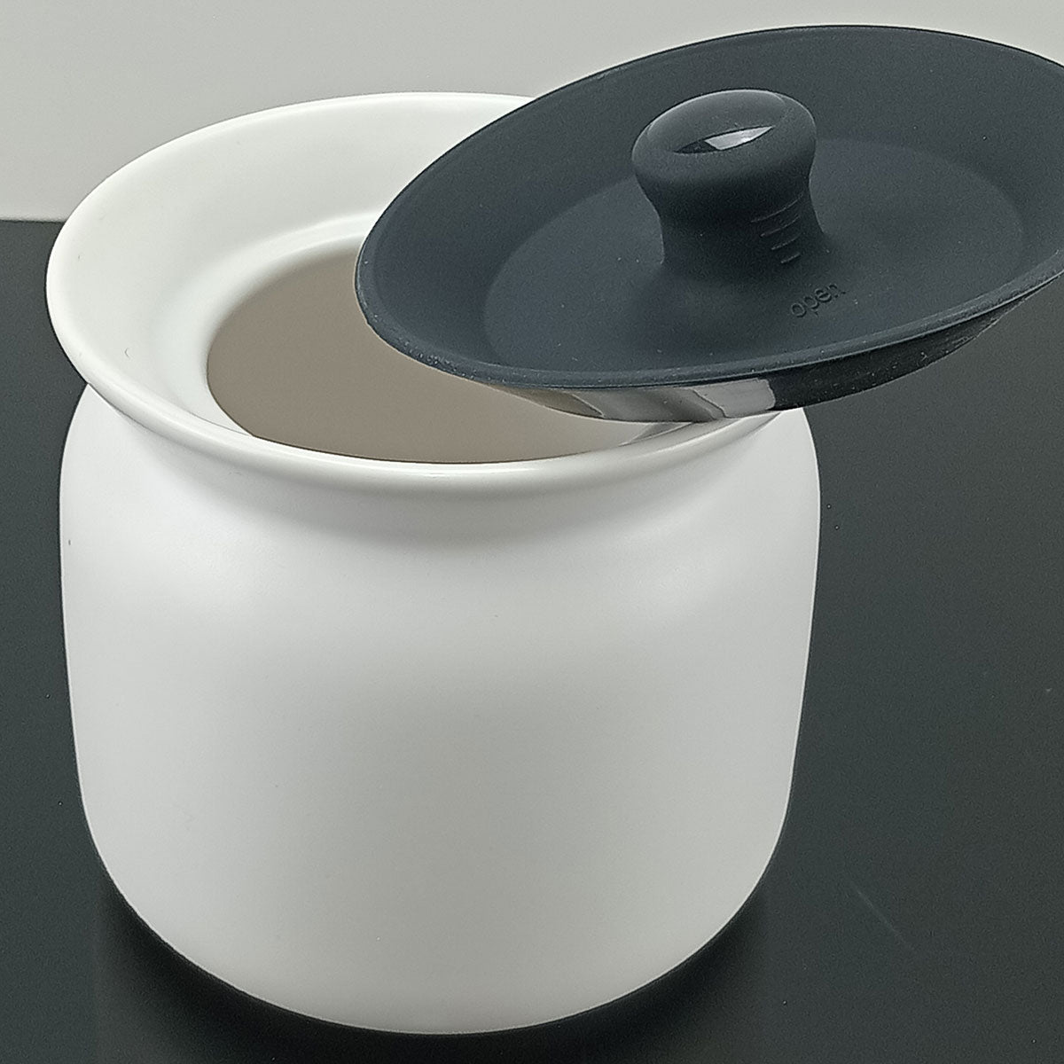 Pote de Cerâmica Branco Glow 450ml com Tampa para Armazenamento de Alimentos