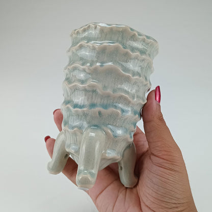 Vaso Decorativo Cerâmica Azul Home&Co Fergie 13x9x9cm com Pé