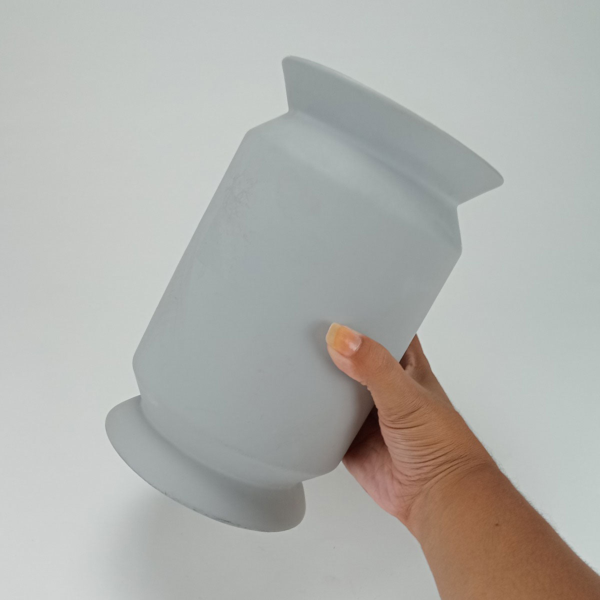 Vaso Winnie Cerâmica 23x14x14cm Cinza