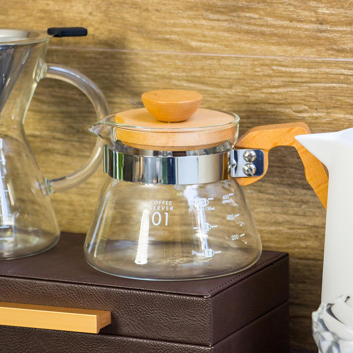 Cafeteira Balzac 400ml Vidro Borossilicato com Tampa de Madeira Transparente