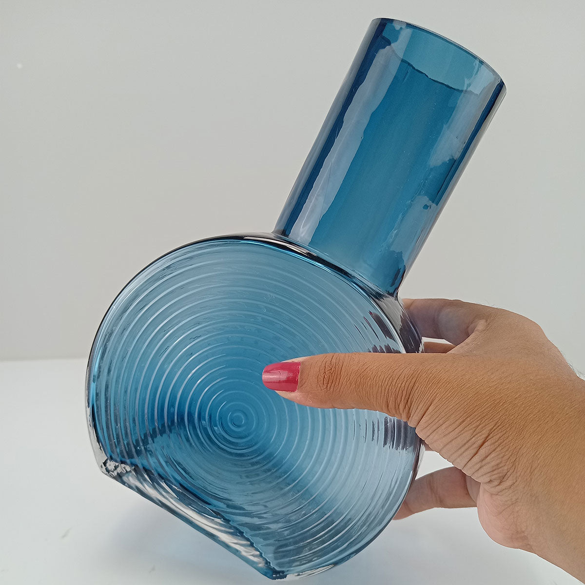 Garrafa Decorativa de Vidro Azul Sanvictor 23x16x8cm à Prova de Vazamentos