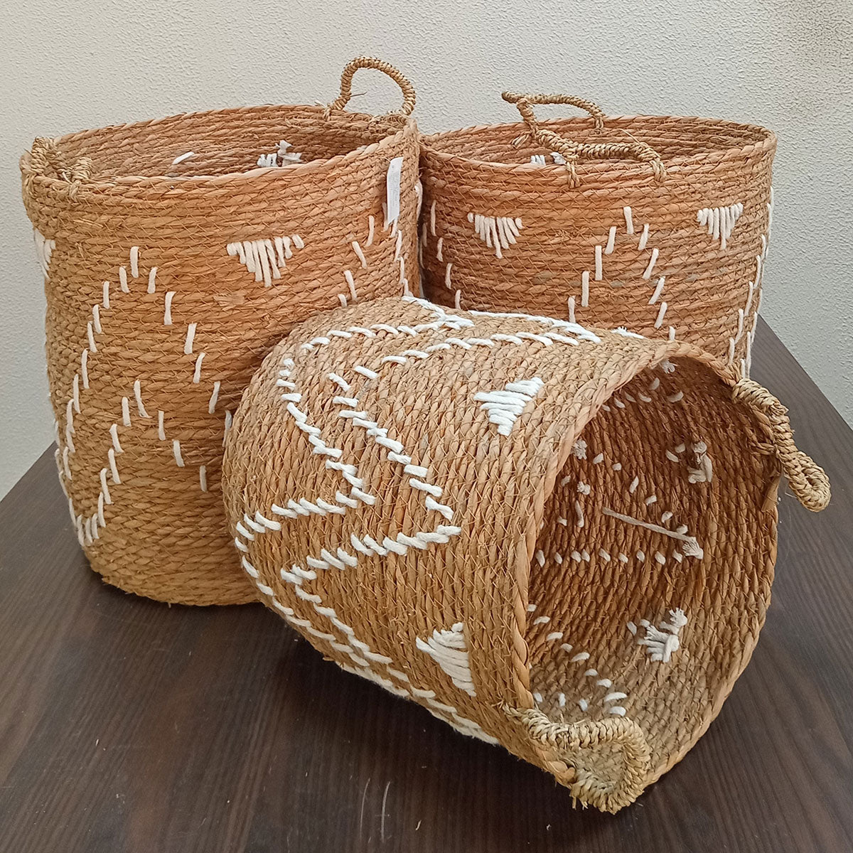 Conjunto de Cestas Decorativas em Fibra Natural - 3 Peças Marrom