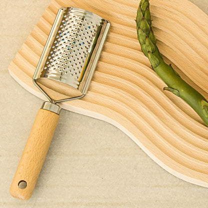 Ralador Inox Natural 22x7cm para Queijos e Legumes - Durável e Ergonômico