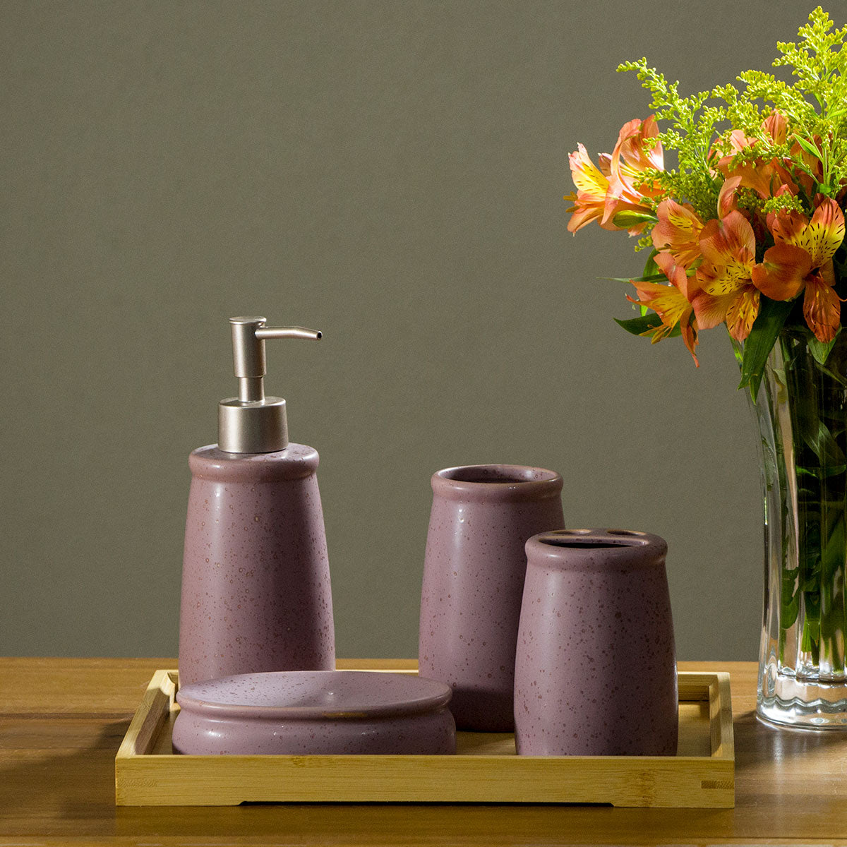 Conjunto Acessórios Banheiro Cerâmica Rosa 4 Peças - Porta-Sabonete, Saboneteira, Porta-Algodão, Porta-Escovas