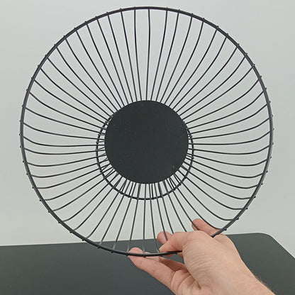 Fruteira de Metal Preto com Pé 15x26cm para Frutas Organizadas