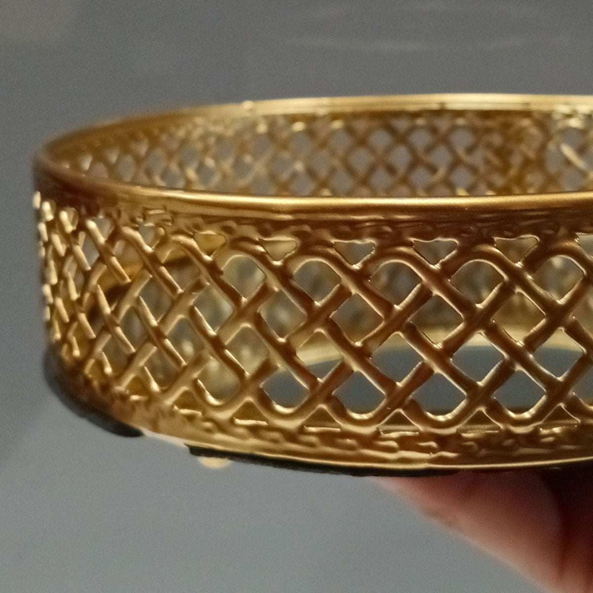 Bandeja Espelhada Dourada em Metal 5x15x15cm para Servir