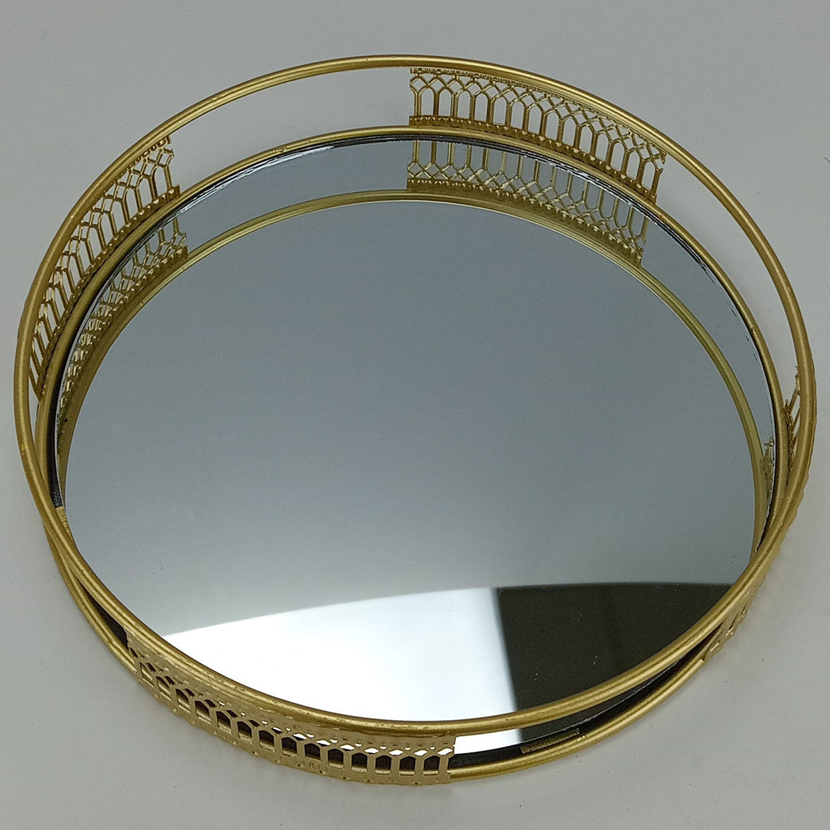 Bandeja Espelhada Dourada Metal 20x20cm para Servir com Elegância