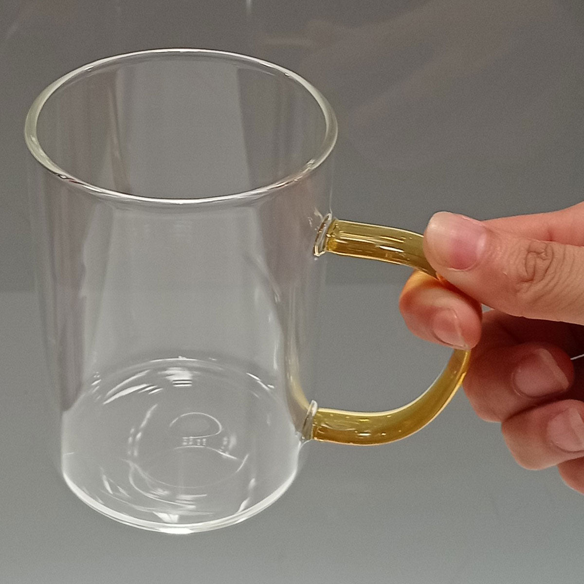 Caneca de Borossilicato Âmbar 450ml com Alça Confortável