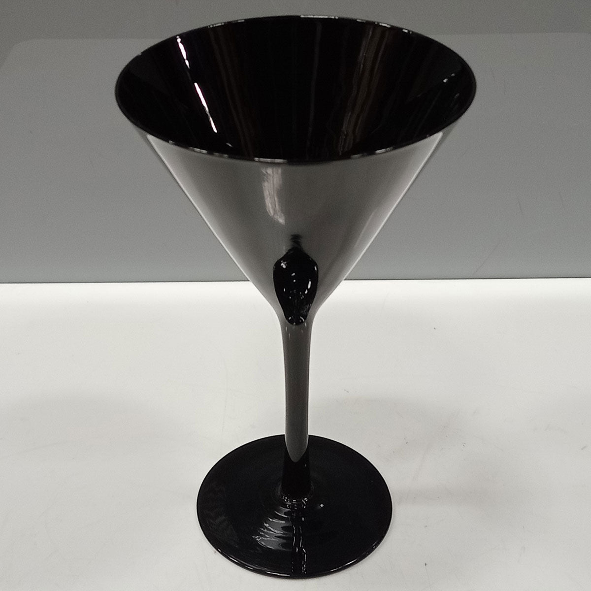 Conjunto 6 Taças Martini Vidro Preto 330ml 19x12x12cm Alta Resistência