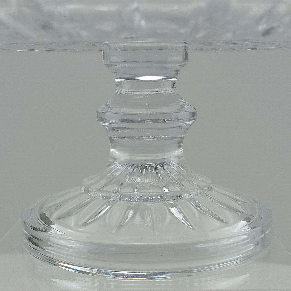 Centro de Mesa Decorativo de Vidro Transparente 13x36cm com Pé