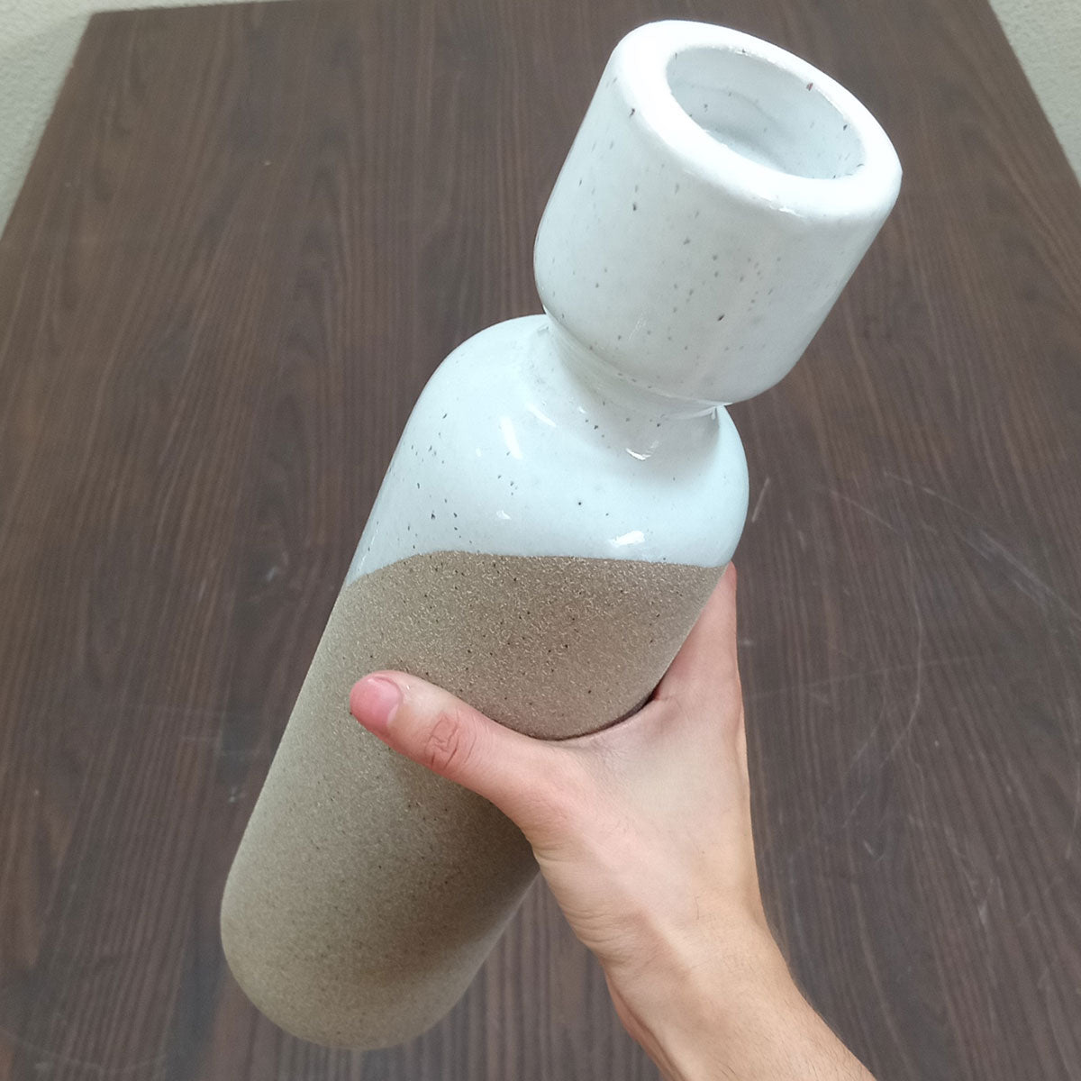 Castiçal de Cerâmica Bege 36x9x9cm - Porta Velas Elegante e Sofisticado