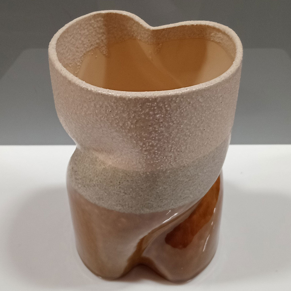 Vaso de Cerâmica Marrom 21x14cm para Arranjos Florais