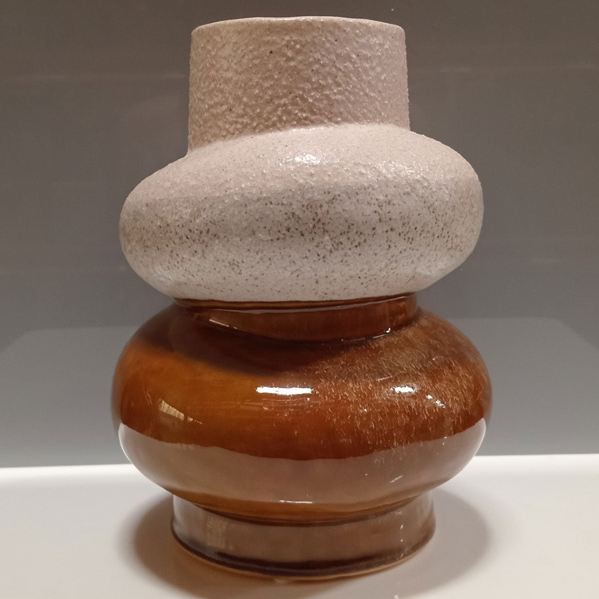 Vaso de Cerâmica Marrom 22x17cm para Decoração - Elegante e Durável