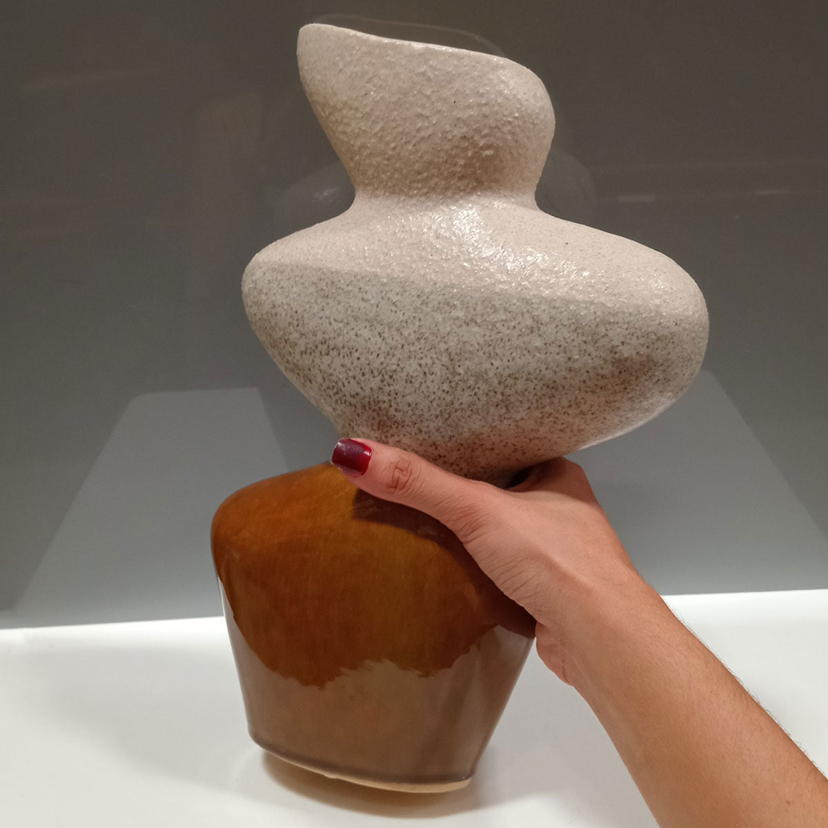 Vaso de Cerâmica Marrom 31x20cm para Decoração de Ambientes