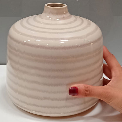 Vaso de Cerâmica Creme 17x17x17cm para Decoração e Arranjos