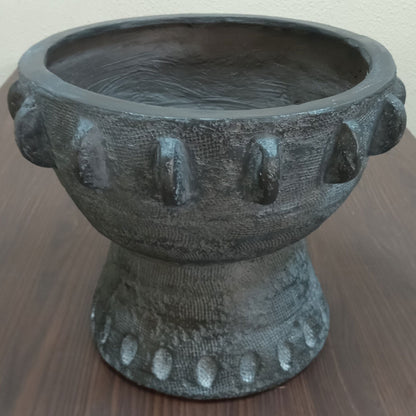 Cachepô de Resina Cinza 32x39cm para Plantas - Elegante e Durável