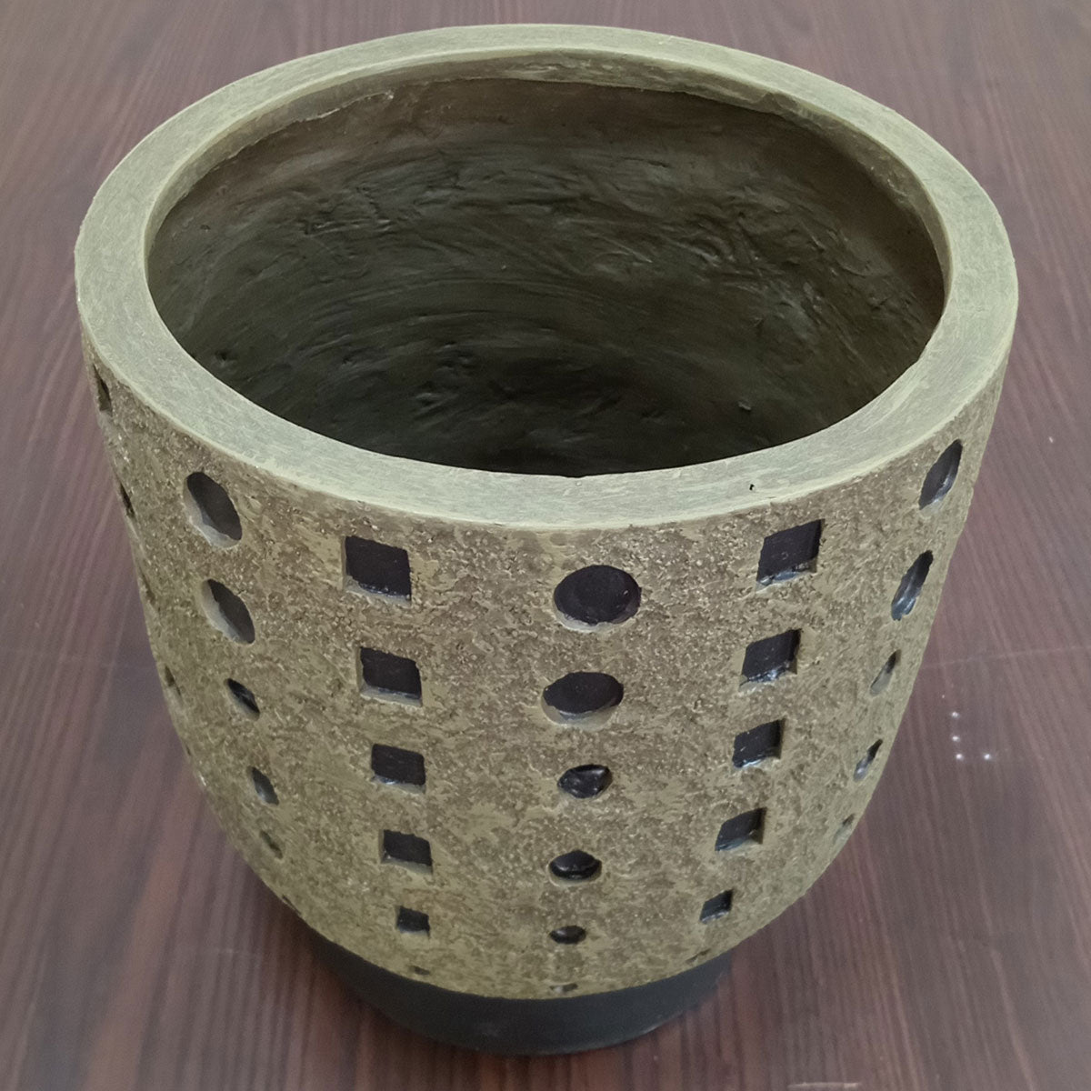 Cachepô de Resina Cinza 28x27cm para Plantas Decorativas