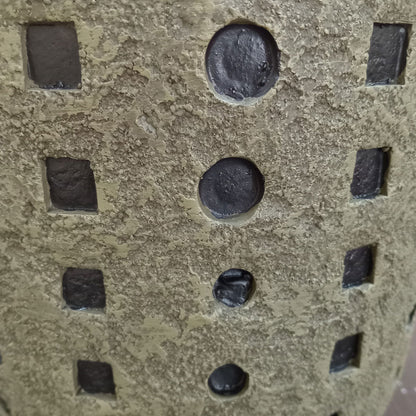 Cachepô de Resina Cinza 28x27cm para Plantas Decorativas