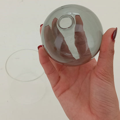 Vaso Esfera Cinza com Suporte em Vidro 13,5x8cm para Decoração
