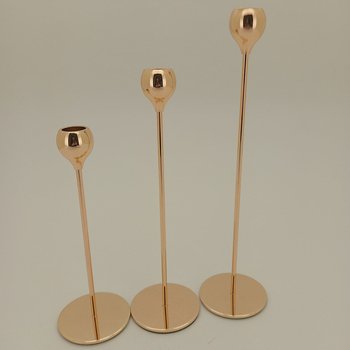 Conjunto de Castiçais Dourados em Metal - 3 Peças para Decoração