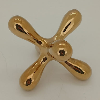 Adorno Molécula Metal Dourado 19cm - Decoração Moderna para Ambientes