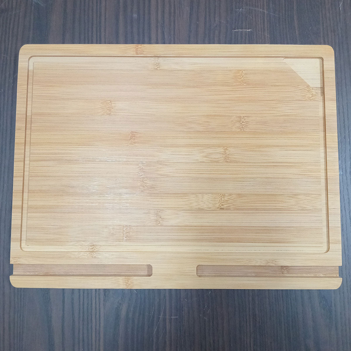 Tábua de Corte Retangular Home&Co Bambu Natural com Suporte para Tablet 40x30cm