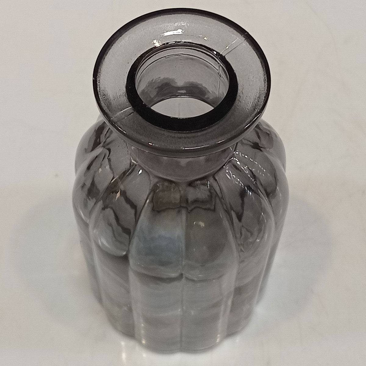 Vaso Garrafa de Vidro Fumê Home&Co 14x7cm para Decoração