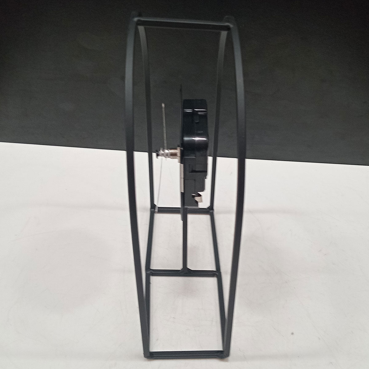 Relógio de Mesa Metal Preto Home&Co 20x16x6cm Decorativo