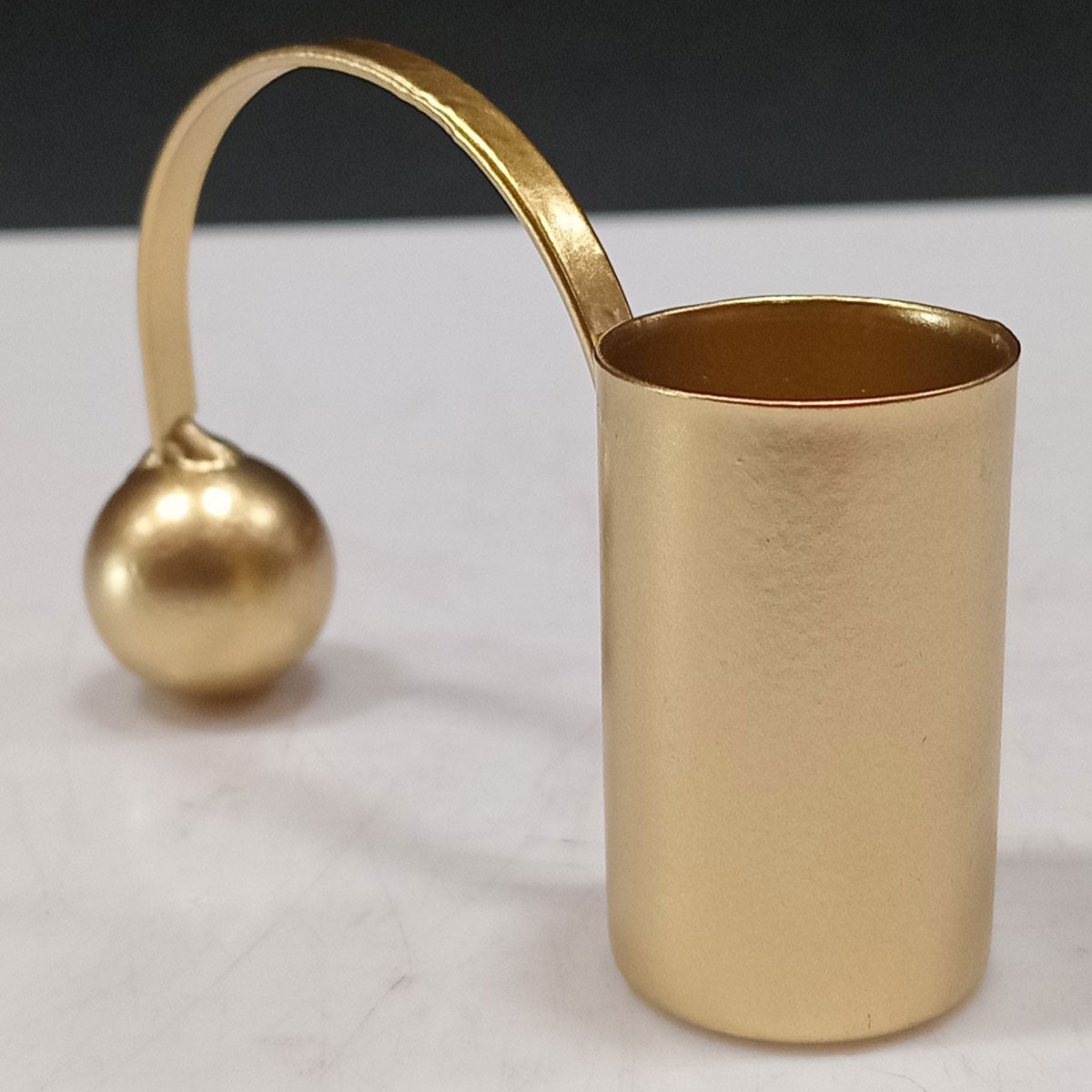 Castiçal Dourado Home&Co Metal 5,4x9x2,4cm para Velas