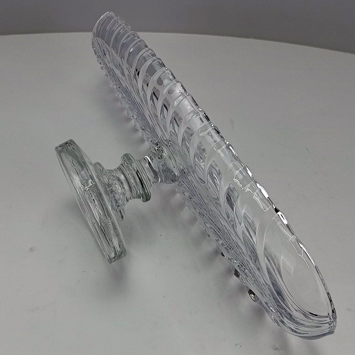 Prato de Bolo Oval Home&Co 39cm Vidro Transparente com Pé Eco Crystal