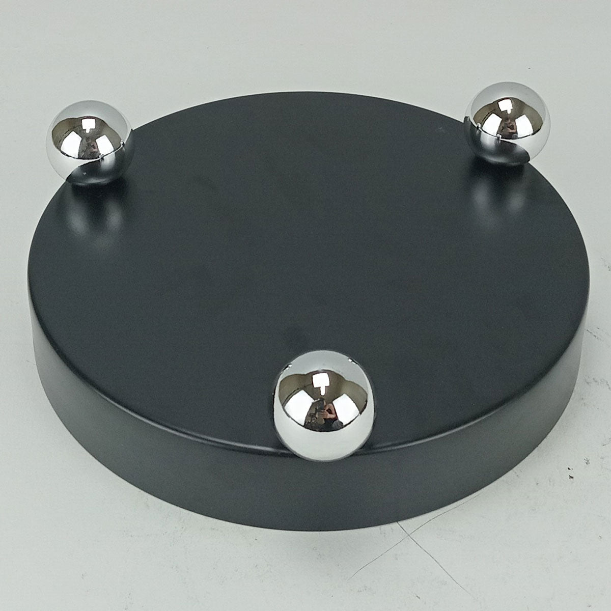 Bandeja Redonda Metal Preta Home&Co 18x18cm para Servir Bebidas e Petiscos