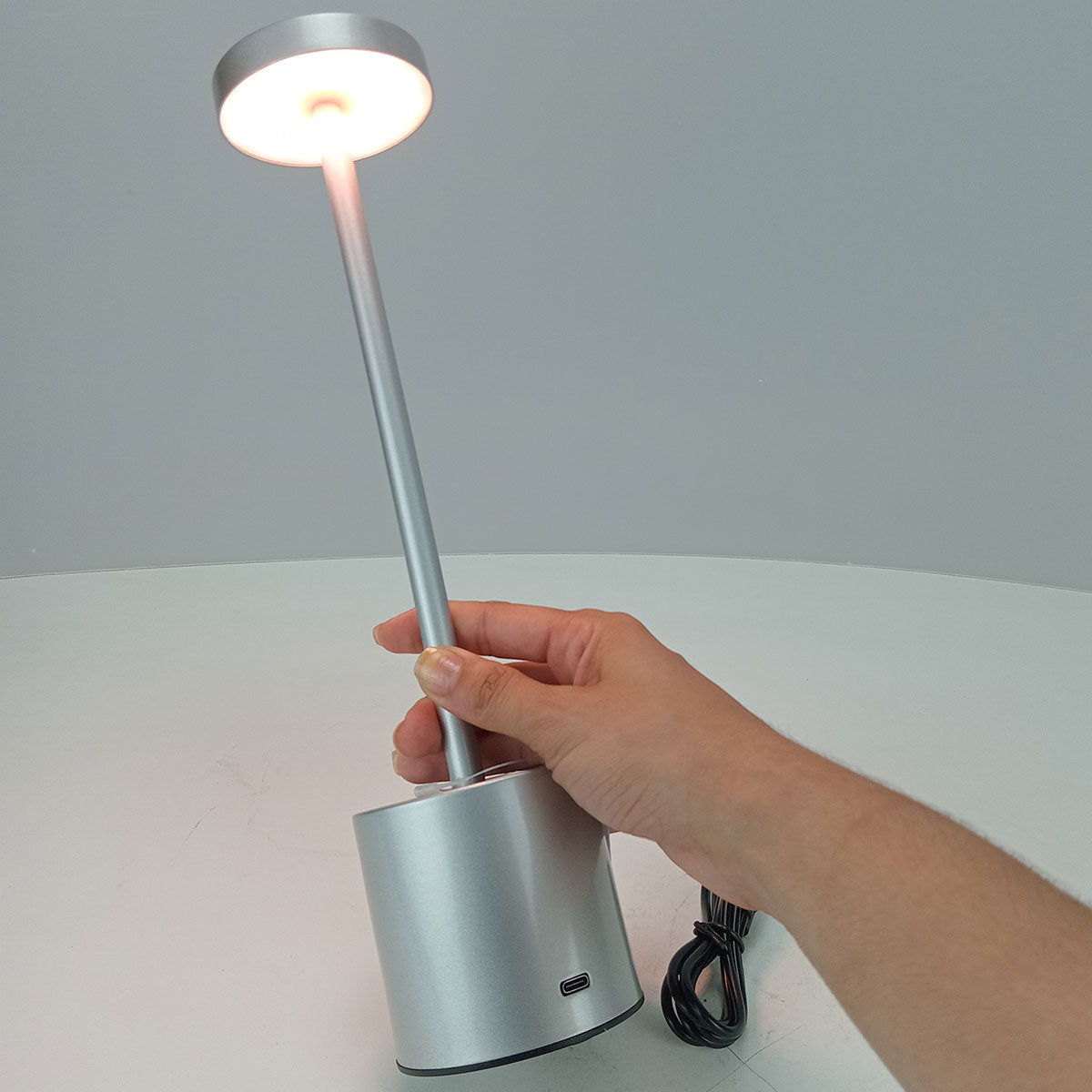 Luminária de Mesa LED USB Home&Co Prata Metal 34x8x8 cm