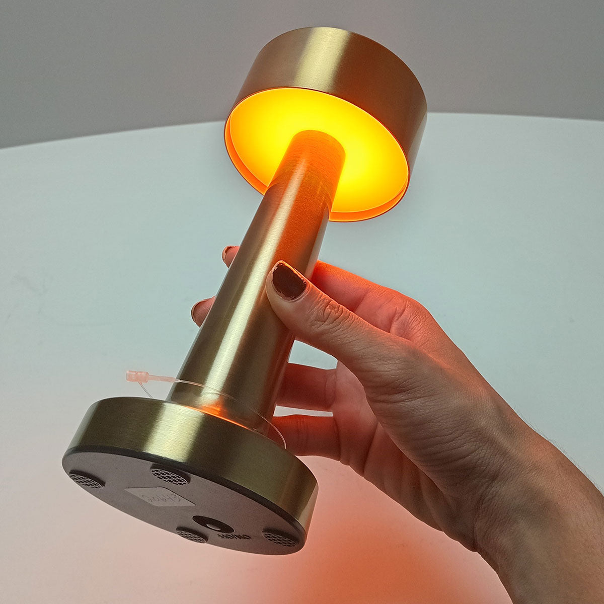 Luminária de Mesa LED USB Home&Co Metal Dourado 34cm 22x9x9cm