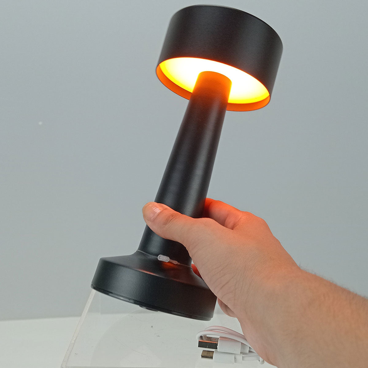 Luminária de Mesa LED USB Home&Co Metal Preto 22x9x9cm