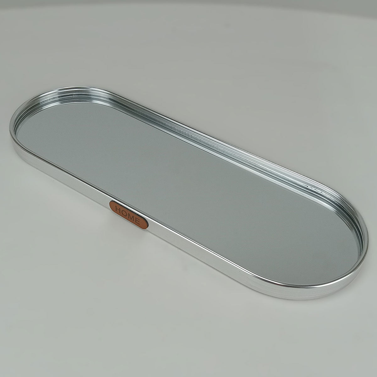 Bandeja Oval Prateada Home&Co em Metal com Espelho 35x12cm