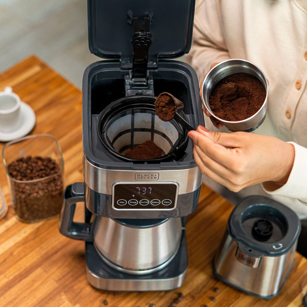 Cafeteira Elétrica Programável Touch Gourmand 127V Black+Decker Inox